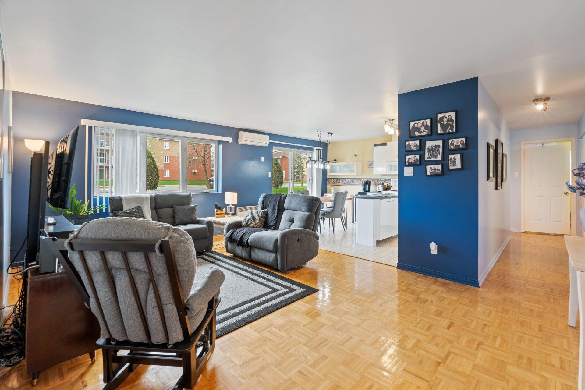 









2575


Boul. Jacques-Marcil

, 101,
Longueuil (Saint-Hubert),




QC
J3Y9E4

