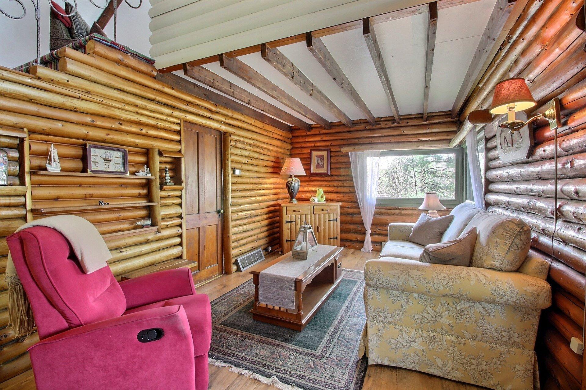 









23


Ch. du Rivage

,
Austin,




QC
J0B1B0

