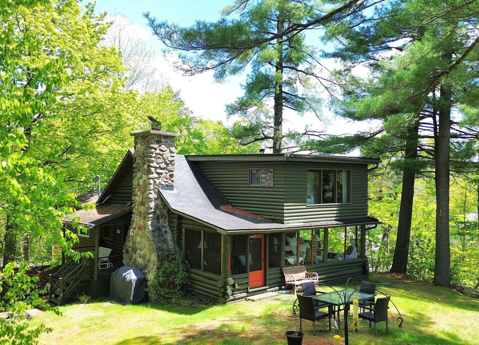 









23


Ch. du Rivage

,
Austin,




QC
J0B1B0

