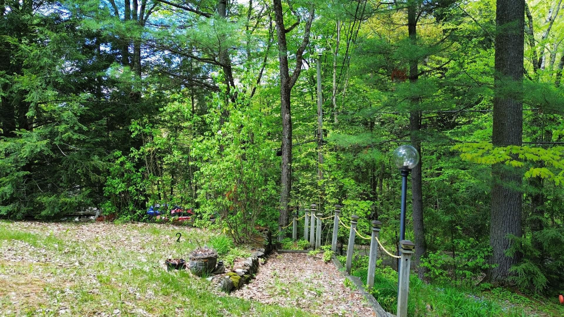 









23


Ch. du Rivage

,
Austin,




QC
J0B1B0

