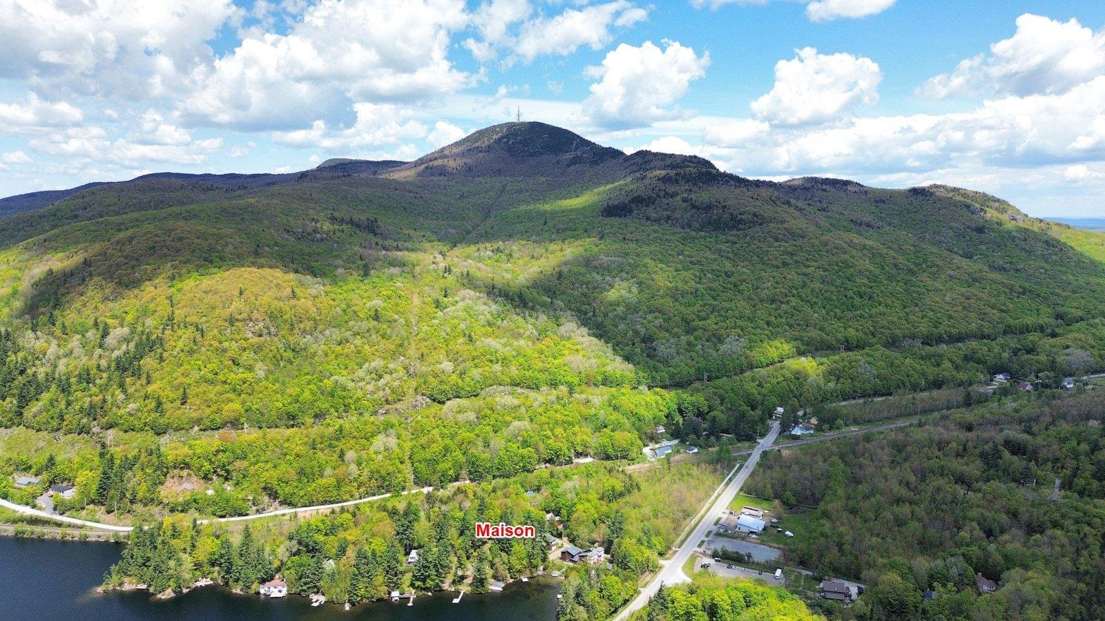 









23


Ch. du Rivage

,
Austin,




QC
J0B1B0

