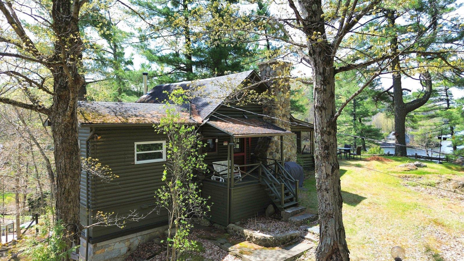 









23


Ch. du Rivage

,
Austin,




QC
J0B1B0

