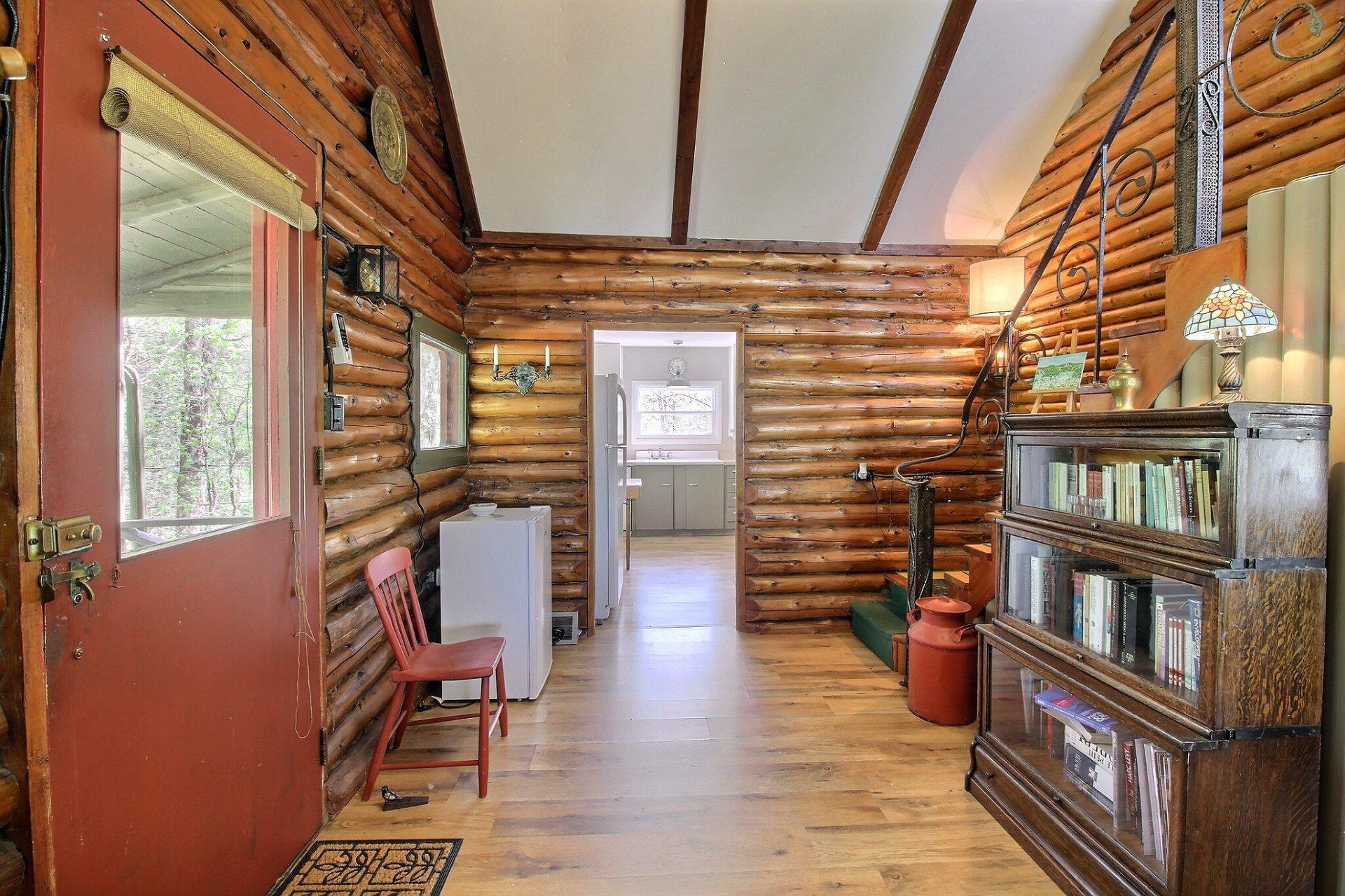 









23


Ch. du Rivage

,
Austin,




QC
J0B1B0

