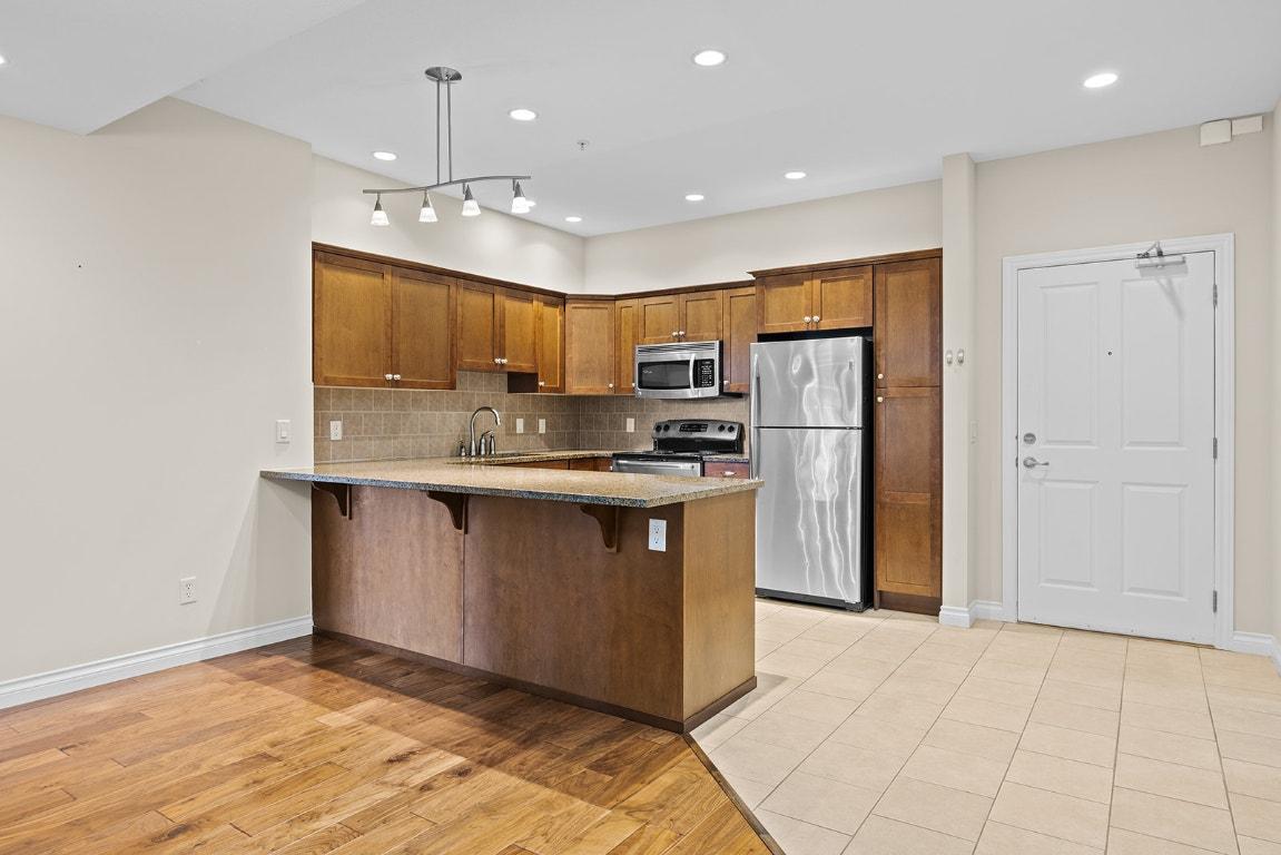 









3842


Old Okanagan

Highway, 4108,
West Kelowna,




BC
V4T 3G7


