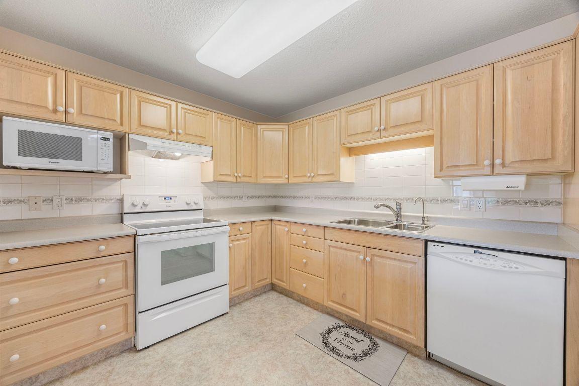 









3870


Brown

Road, 314,
West Kelowna,




BC
V4T 2J5

