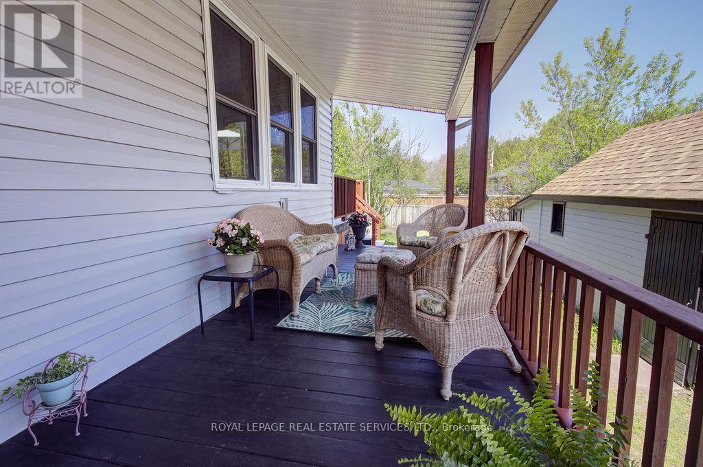 












960 HURON TERRACE

,
Kincardine,




Ontario
N2Z2Y1

