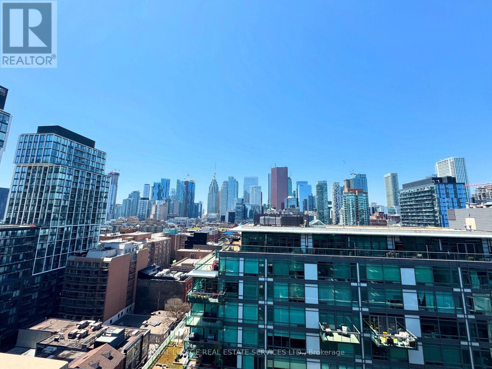 












720 - 230 KING STREET E

,
Toronto,




Ontario
M5A1K1

