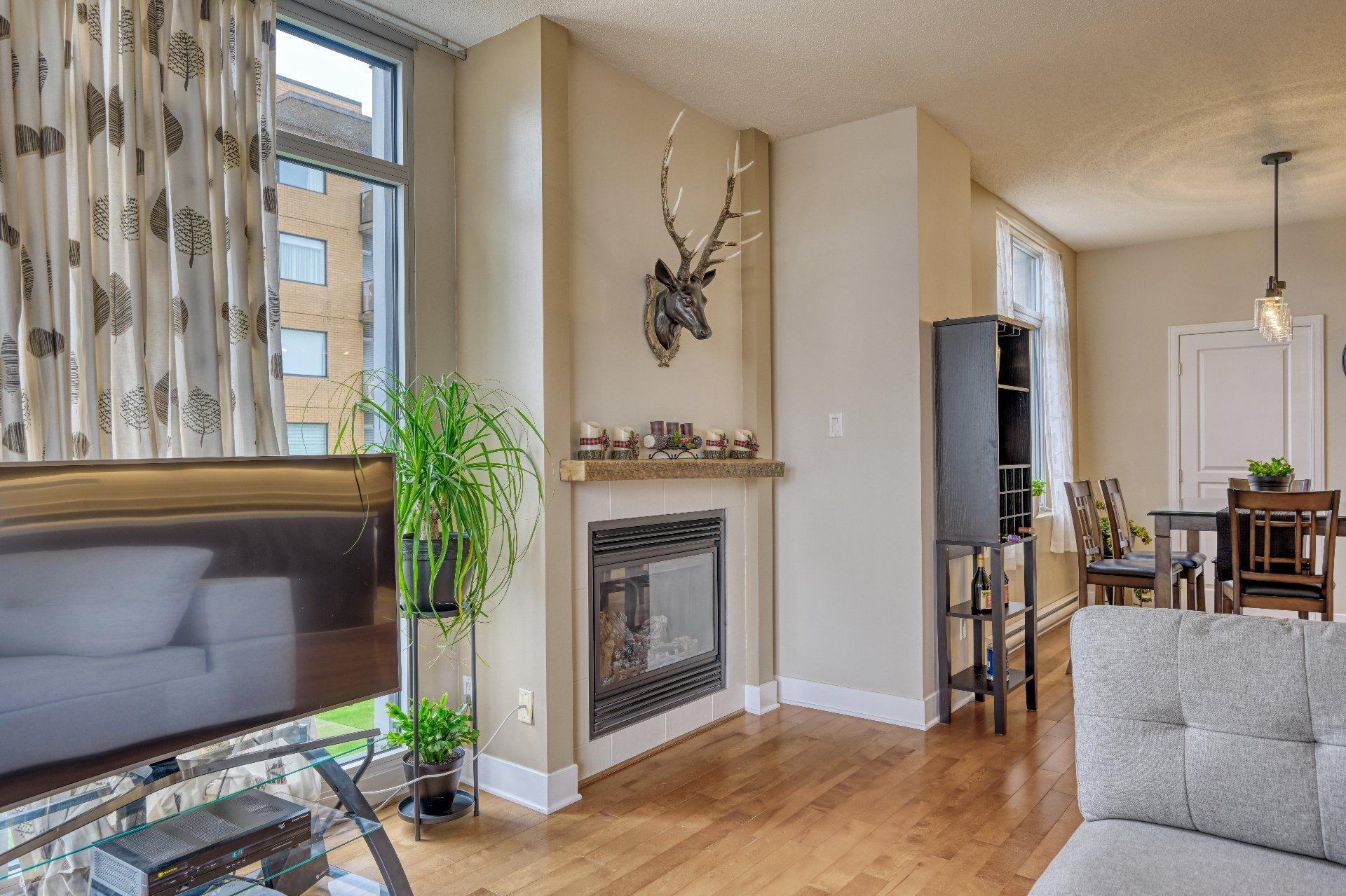 









700


Boul. Lucille-Teasdale

, 306,
Terrebonne (Lachenaie),




QC
J6V0A5


