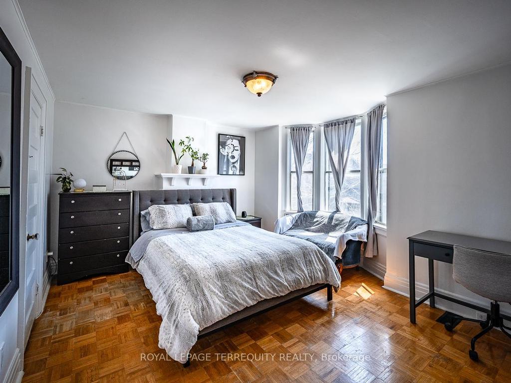 









10


Burnfield

Avenue,
Toronto,




ON
M6G 1Y5

