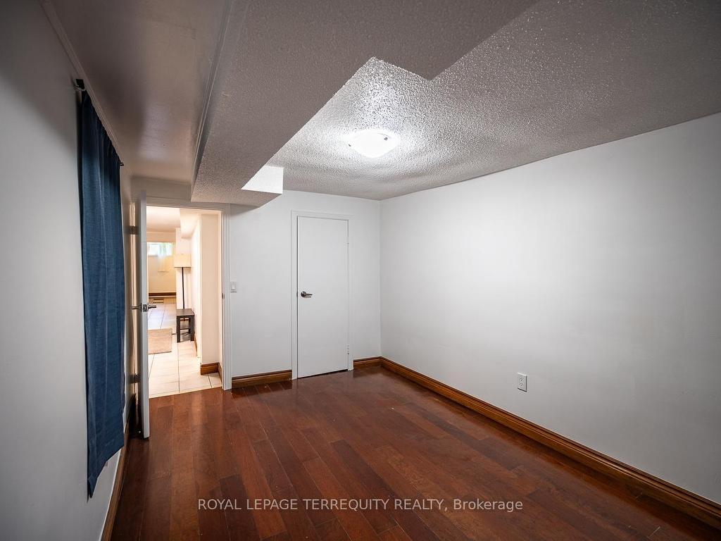 









10


Burnfield

Avenue,
Toronto,




ON
M6G 1Y5

