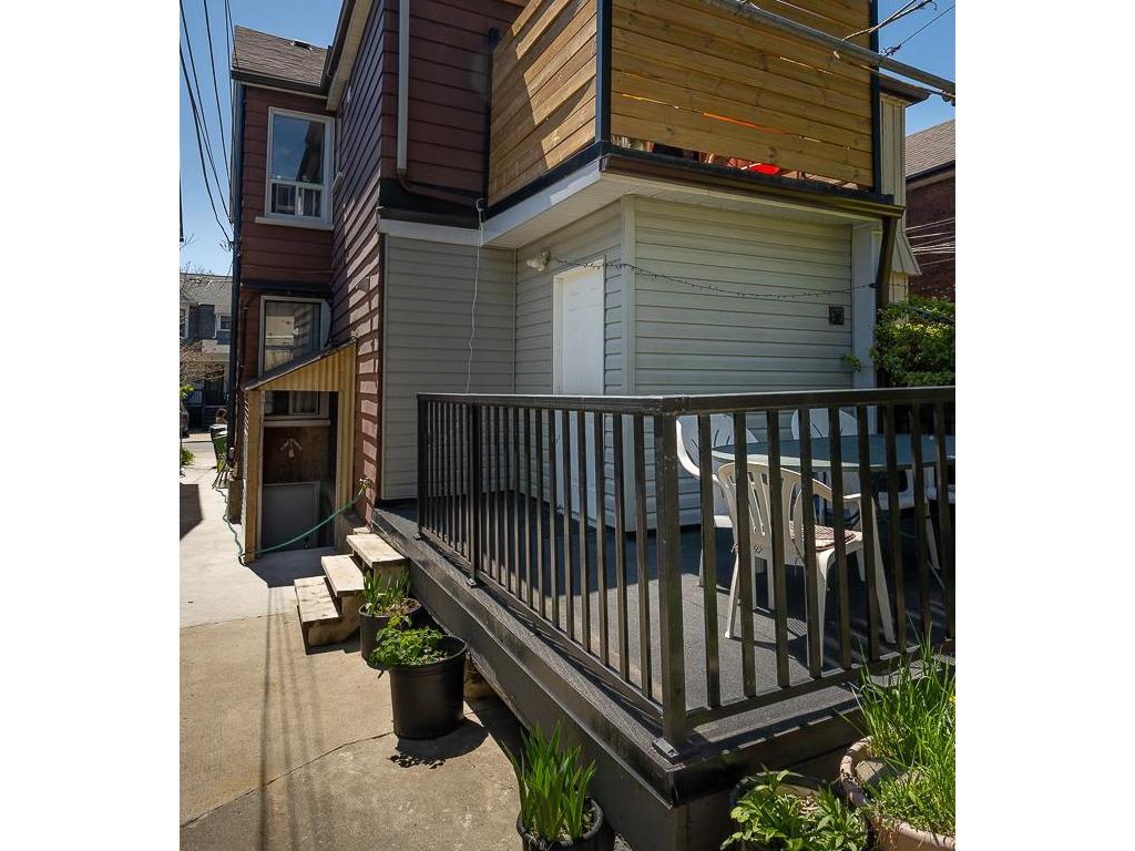 









10


Burnfield

Avenue,
Toronto,




ON
M6G 1Y5

