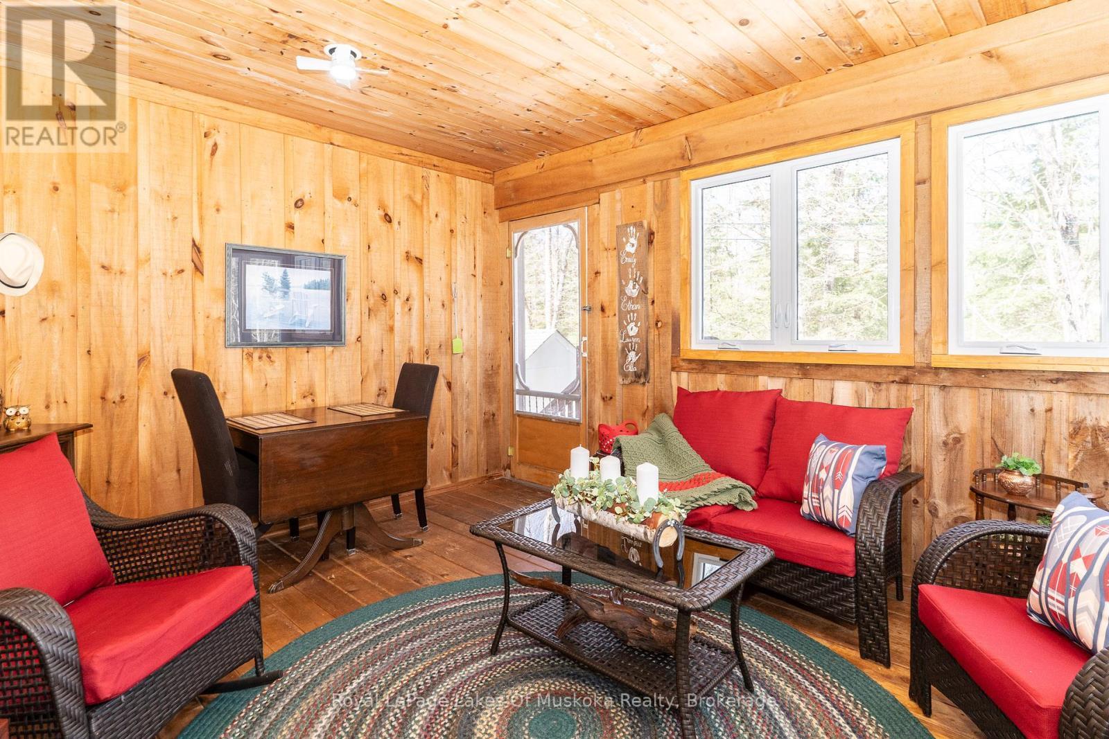












171 RIVER VALLEY DRIVE

,
Huntsville (Stephenson),




Ontario
P0B1L0

