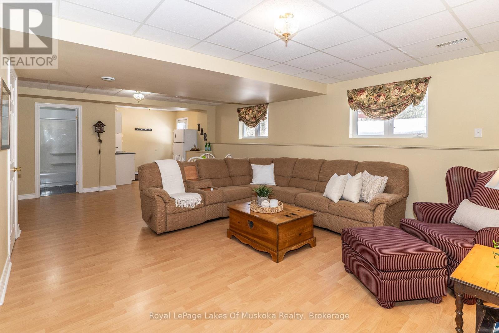 












171 RIVER VALLEY DRIVE

,
Huntsville (Stephenson),




Ontario
P0B1L0

