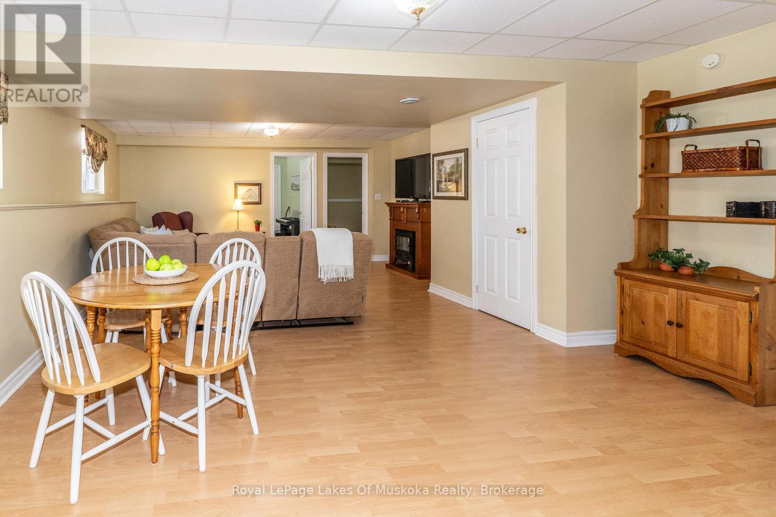 












171 RIVER VALLEY DRIVE

,
Huntsville (Stephenson),




Ontario
P0B1L0

