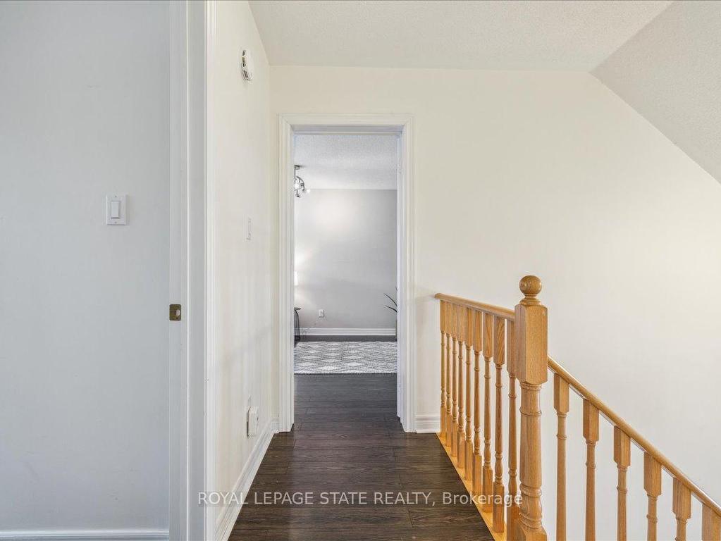 









100


Beddoe

Drive, 16,
Hamilton,




ON
L8P 4Z2

