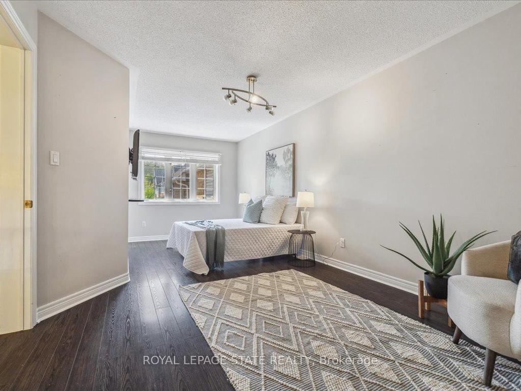 









100


Beddoe

Drive, 16,
Hamilton,




ON
L8P 4Z2

