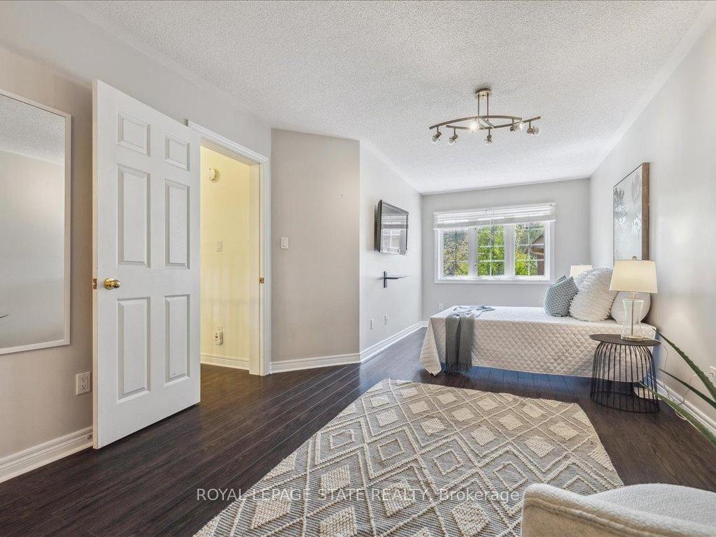 









100


Beddoe

Drive, 16,
Hamilton,




ON
L8P 4Z2

