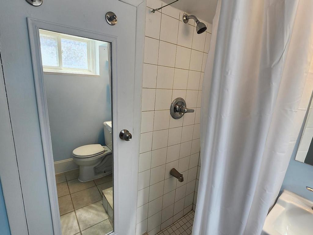 









33


Sharpe

Street, Lower,
Toronto,




ON
M1N 3T7

