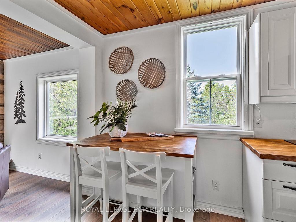 









17329


Shaws Creek

Road,
Caledon,




ON
L7K 0E8

