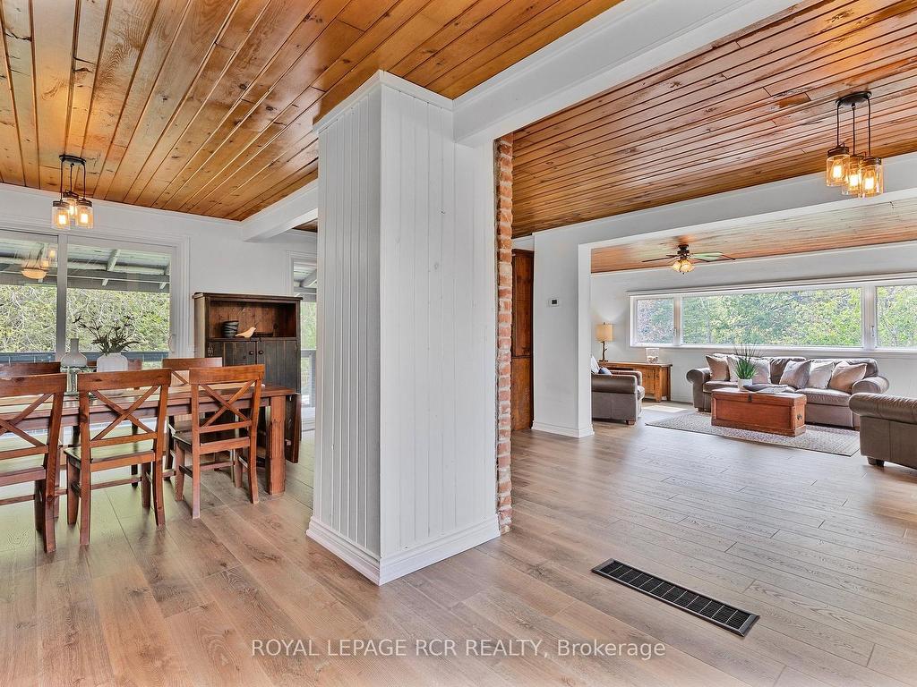









17329


Shaws Creek

Road,
Caledon,




ON
L7K 0E8

