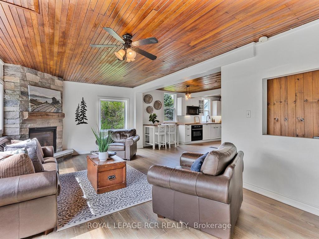 









17329


Shaws Creek

Road,
Caledon,




ON
L7K 0E8

