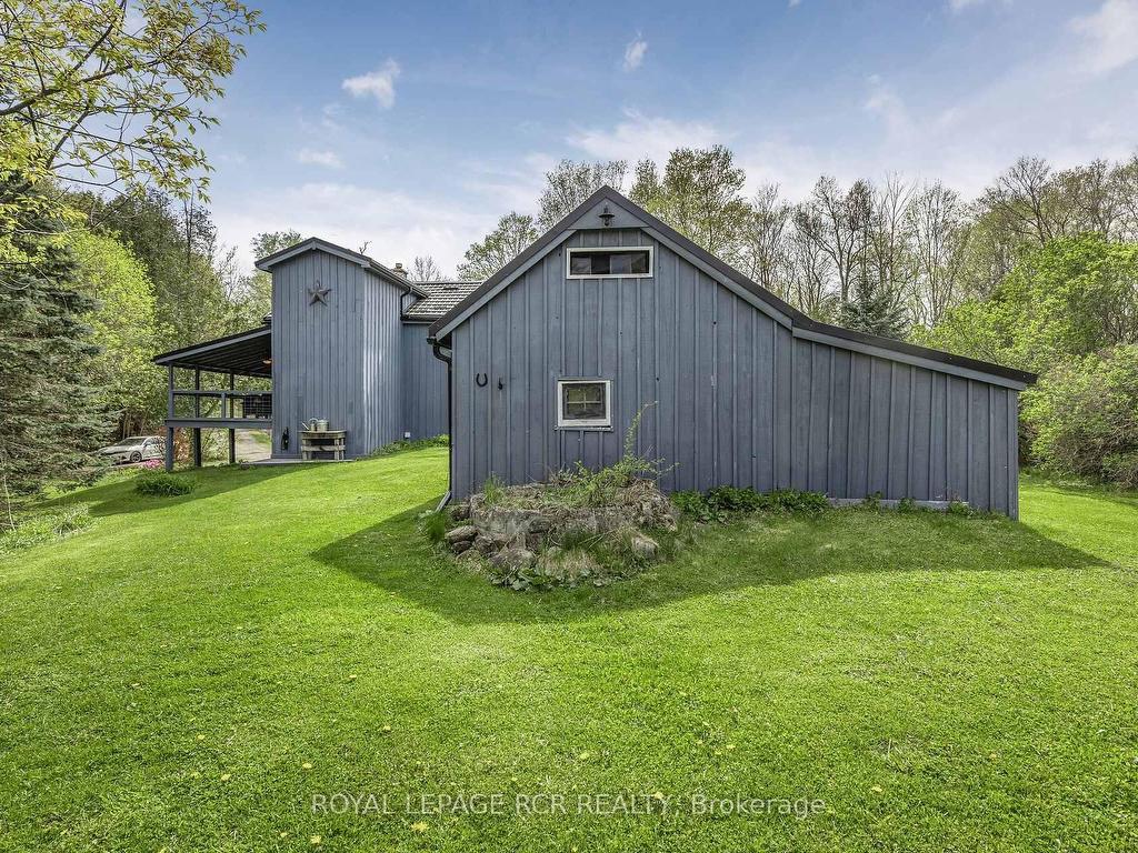 









17329


Shaws Creek

Road,
Caledon,




ON
L7K 0E8


