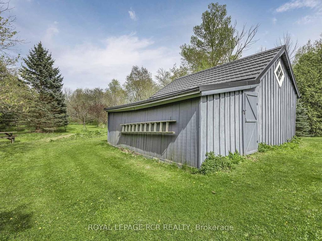 









17329


Shaws Creek

Road,
Caledon,




ON
L7K 0E8

