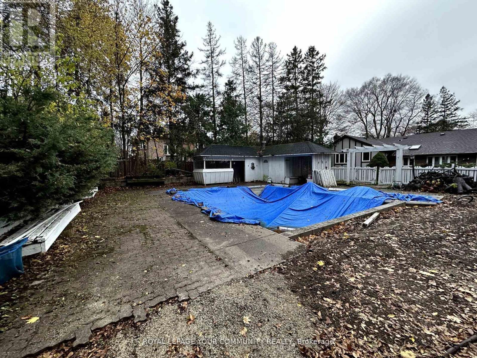 












136 ARNOLD CRESCENT

,
Richmond Hill,




Ontario
L4C3R8

