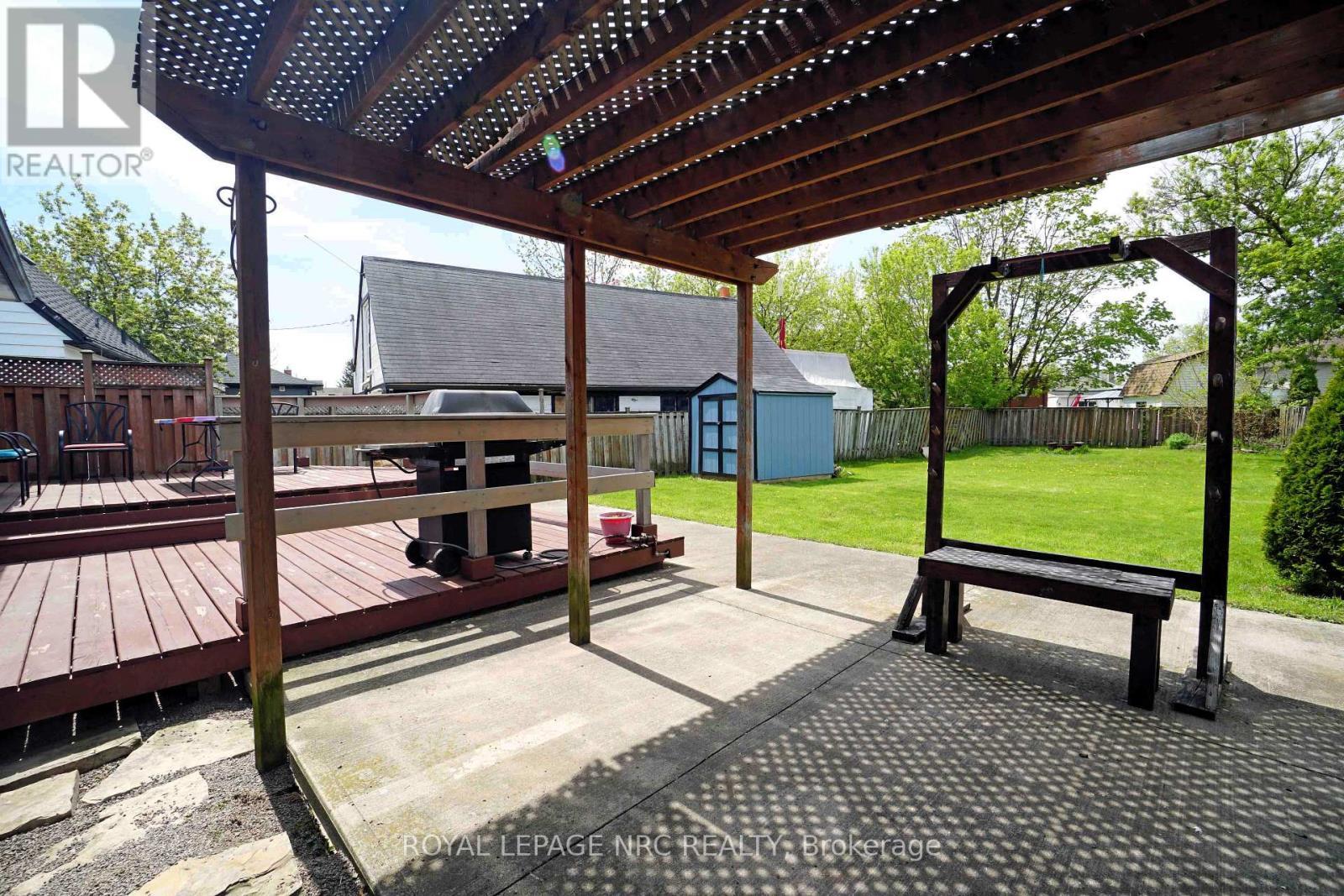












228 PELHAM ROAD

,
St. Catharines (Western Hill),




Ontario
L2S1X6


