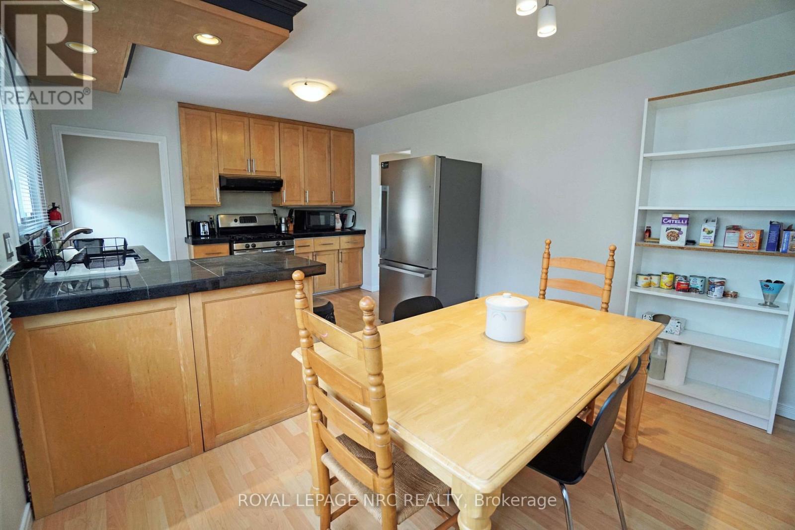 












228 PELHAM ROAD

,
St. Catharines (Western Hill),




Ontario
L2S1X6


