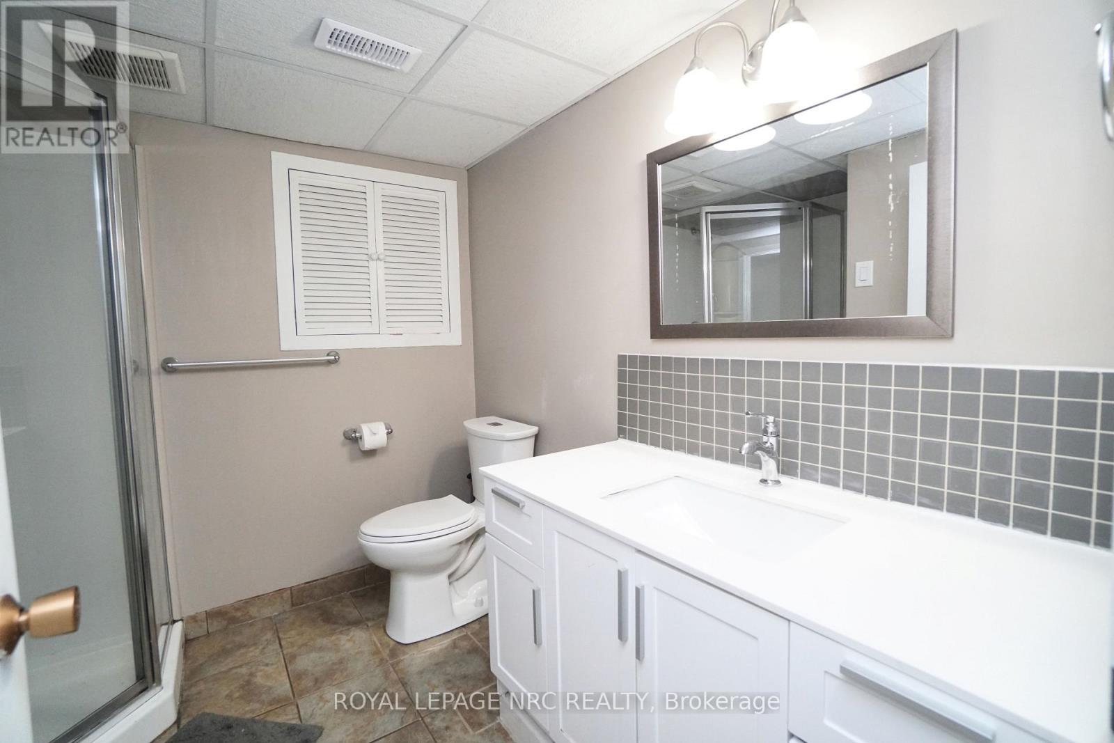 












228 PELHAM ROAD

,
St. Catharines (Western Hill),




Ontario
L2S1X6

