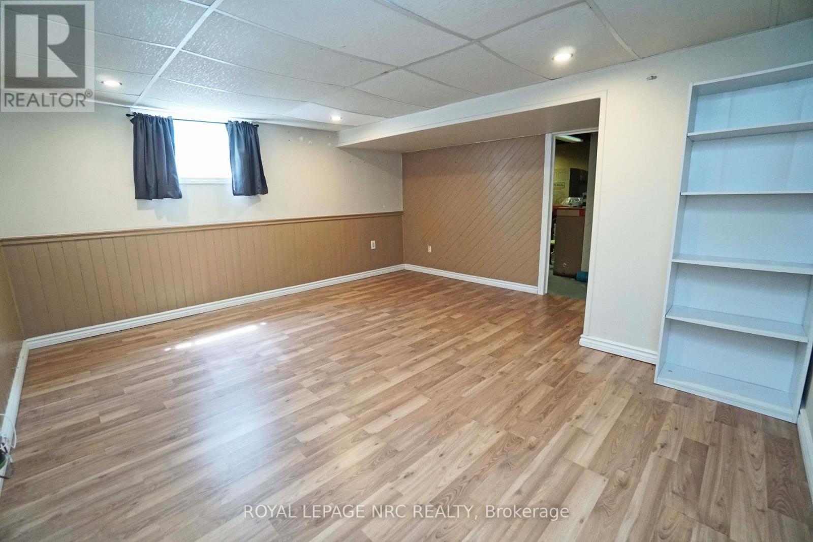 












228 PELHAM ROAD

,
St. Catharines (Western Hill),




Ontario
L2S1X6


