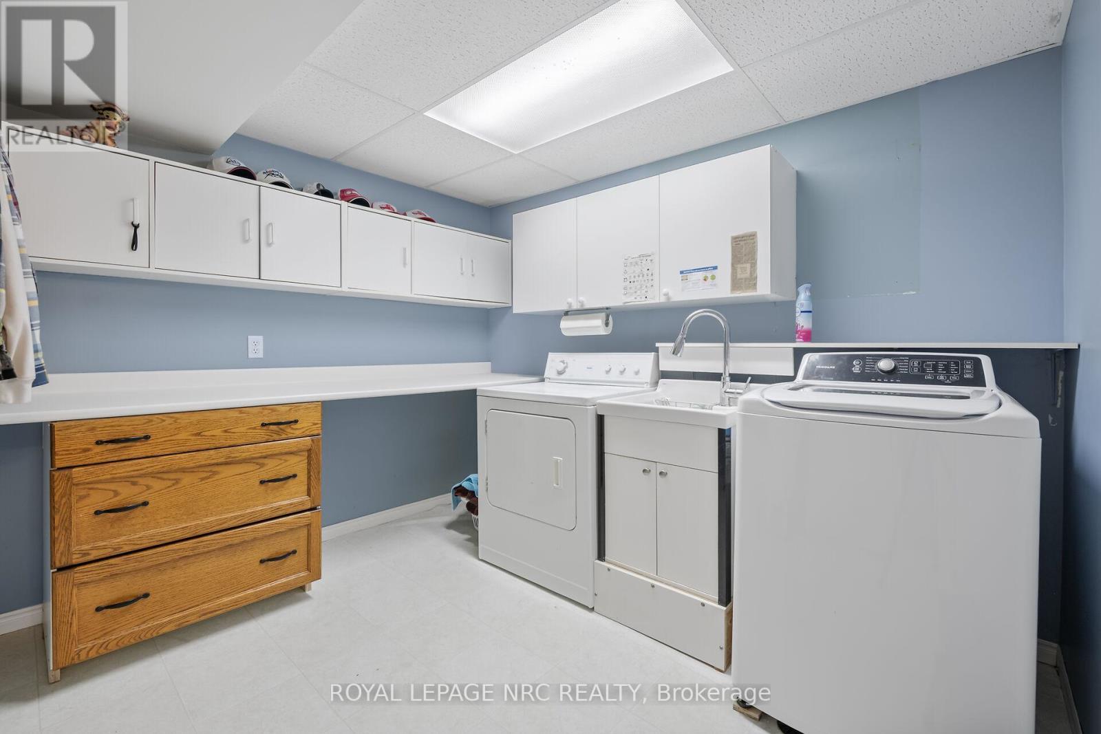 












47 MARLEY CRESCENT

,
Haldimand,




Ontario
N0A1J0

