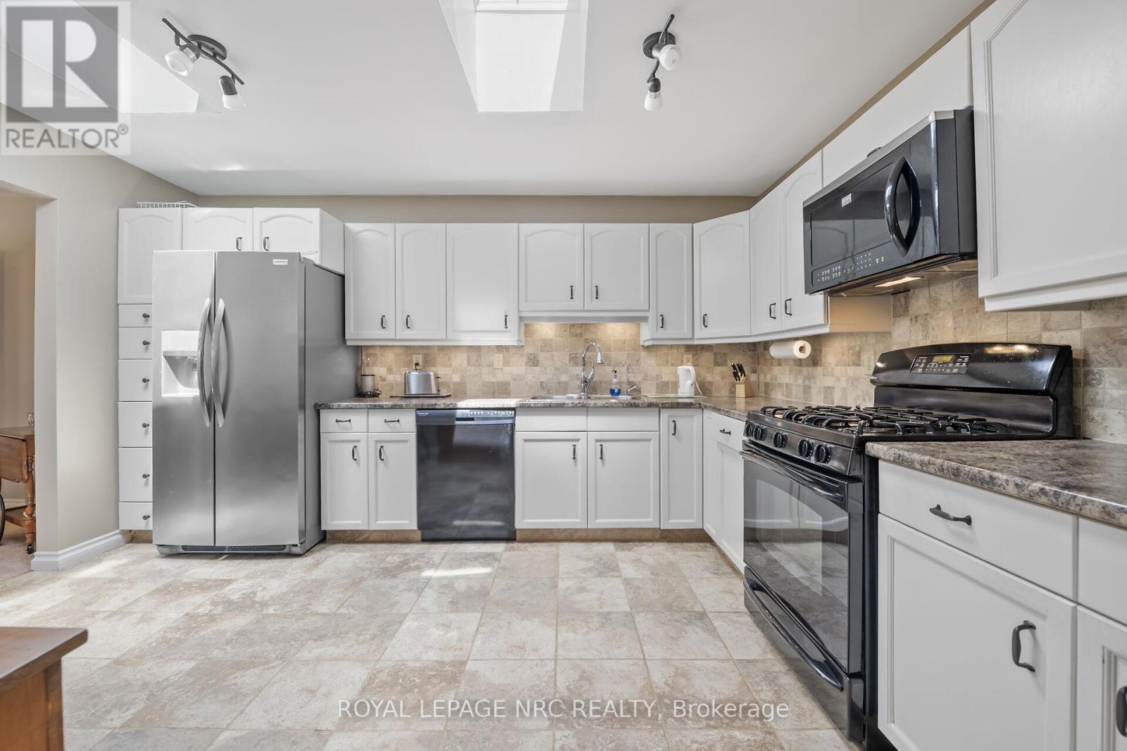 












47 MARLEY CRESCENT

,
Haldimand,




Ontario
N0A1J0

