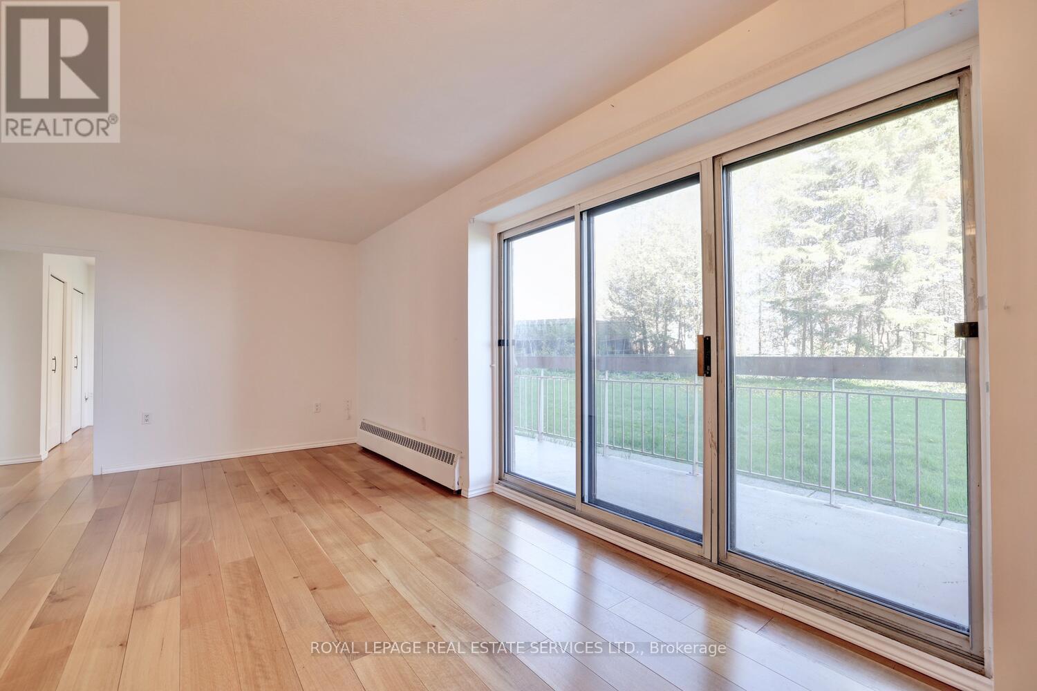 












104 - 41 LAKE SHORE DRIVE

,
Toronto,




Ontario
M8V1Z3

