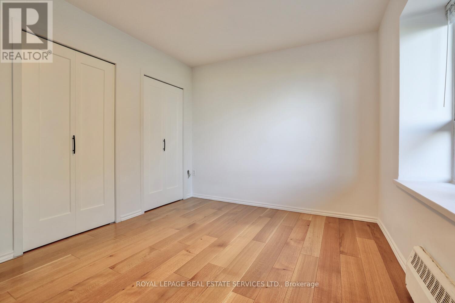 












104 - 41 LAKE SHORE DRIVE

,
Toronto,




Ontario
M8V1Z3

