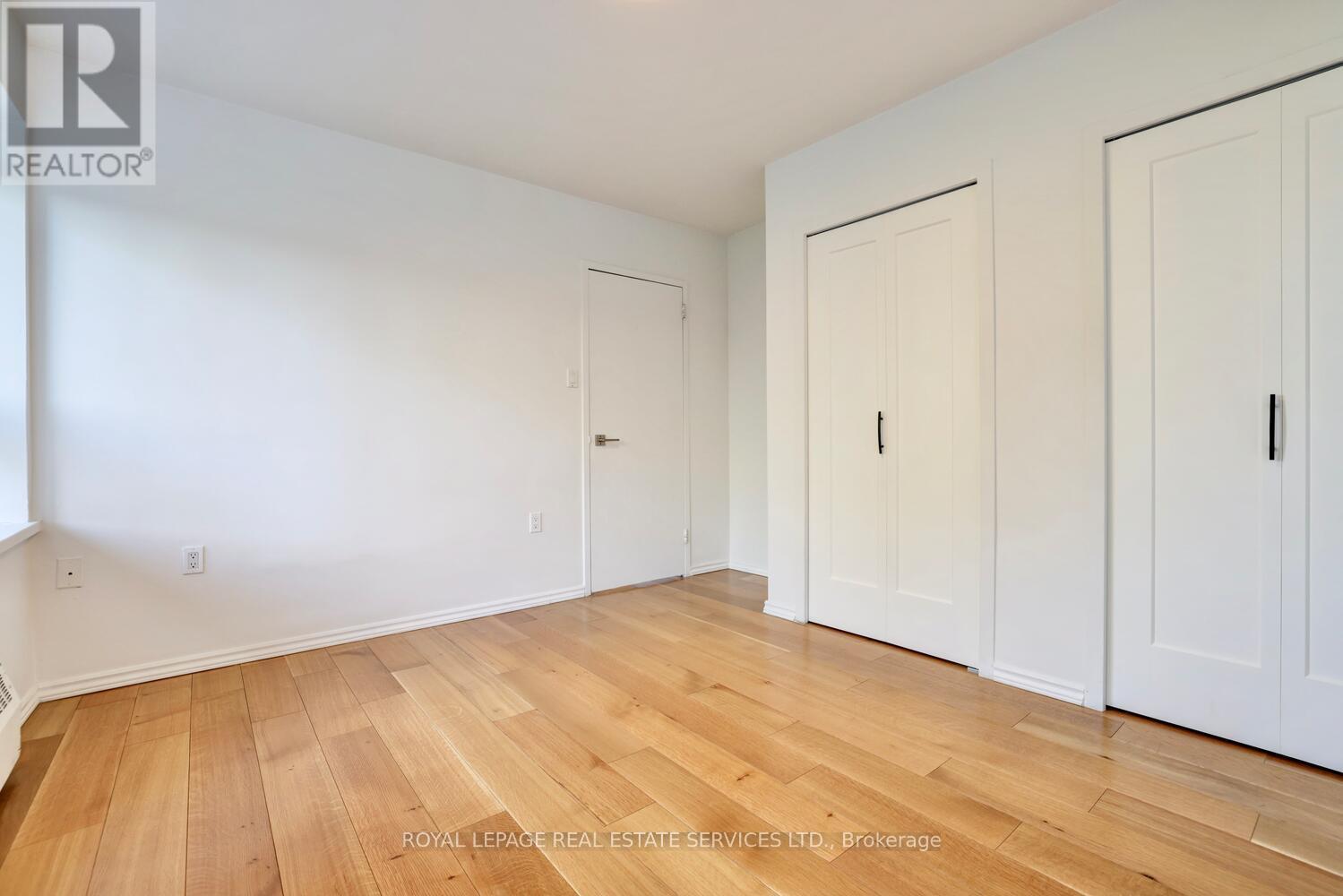 












104 - 41 LAKE SHORE DRIVE

,
Toronto,




Ontario
M8V1Z3

