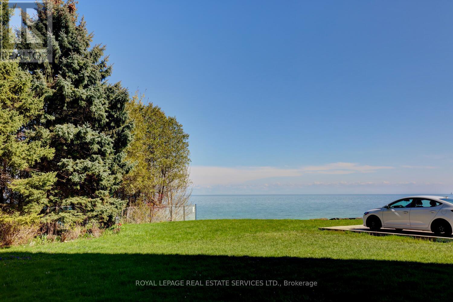 












104 - 41 LAKE SHORE DRIVE

,
Toronto,




Ontario
M8V1Z3


