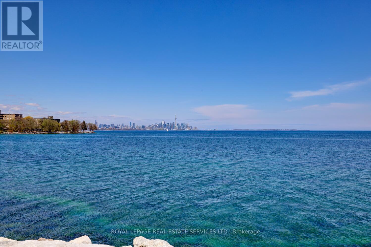












104 - 41 LAKE SHORE DRIVE

,
Toronto,




Ontario
M8V1Z3

