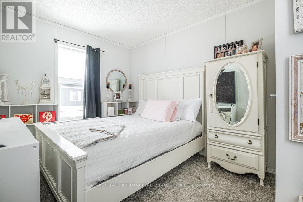 












29 HICKORY HOLLOW

,
Haldimand,




Ontario
N0A1L0


