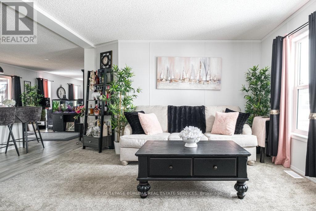 












29 HICKORY HOLLOW

,
Haldimand,




Ontario
N0A1L0

