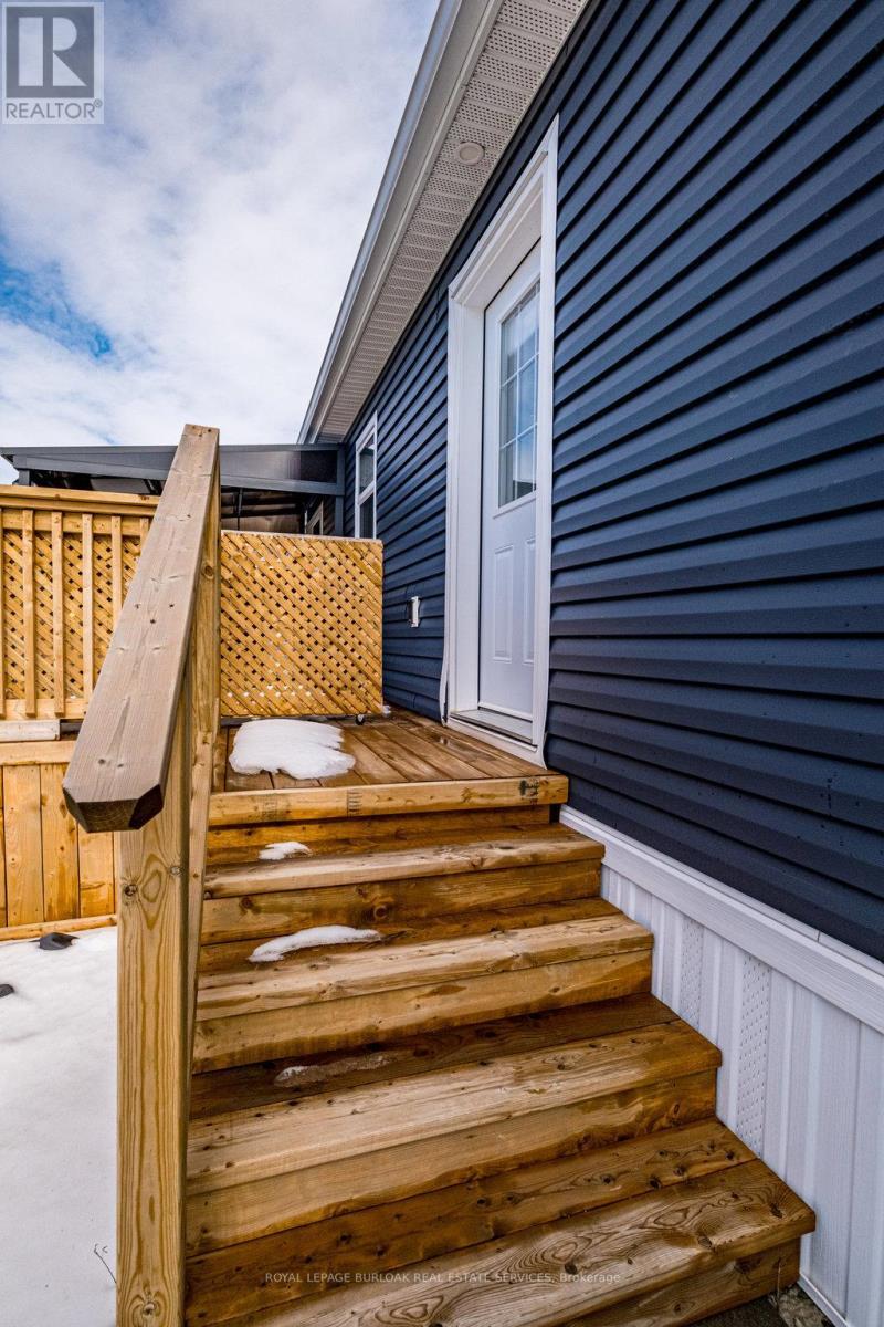












29 HICKORY HOLLOW

,
Haldimand,




Ontario
N0A1L0

