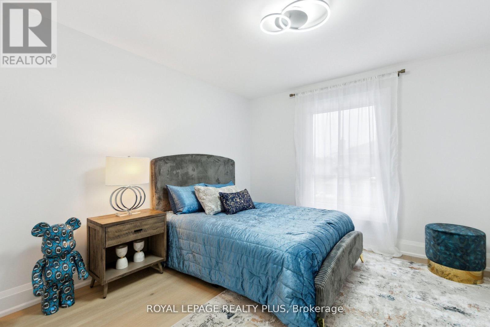 












4344 DALLAS COURT

,
Mississauga,




Ontario
L4W4G7

