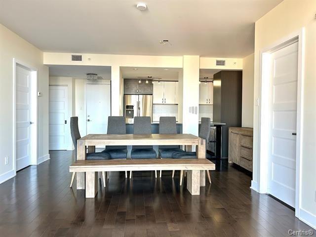 









2160


Av. Terry-Fox

, 711,
Laval (Chomedey),




QC
H7T3B7

