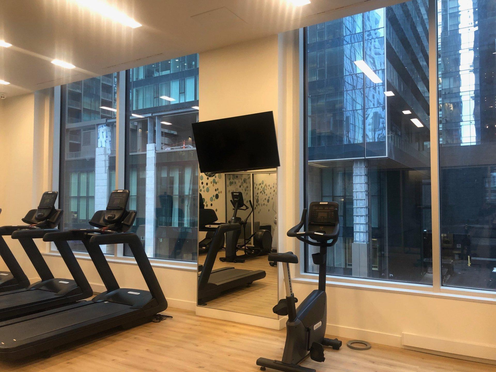 









1020


Rue de la Montagne

, 2210,
Montréal (Ville-Marie),




QC
H3G0H8

