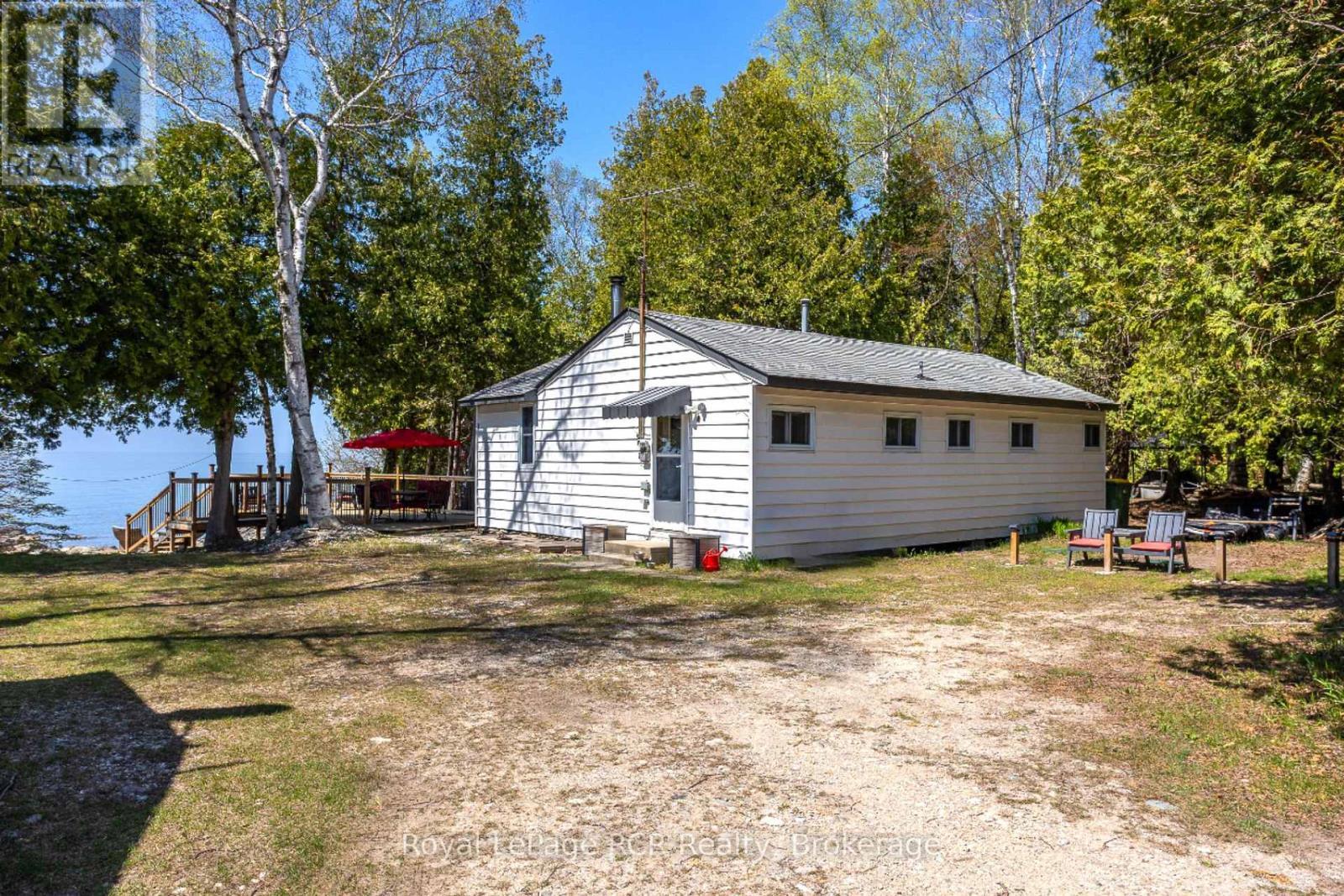 












917 BRUCE ROAD #13 ROAD

,
Native Leased Lands,




Ontario
N0H2L0

