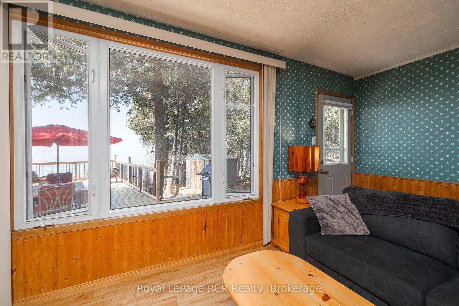 












917 BRUCE ROAD #13 ROAD

,
Native Leased Lands,




Ontario
N0H2L0

