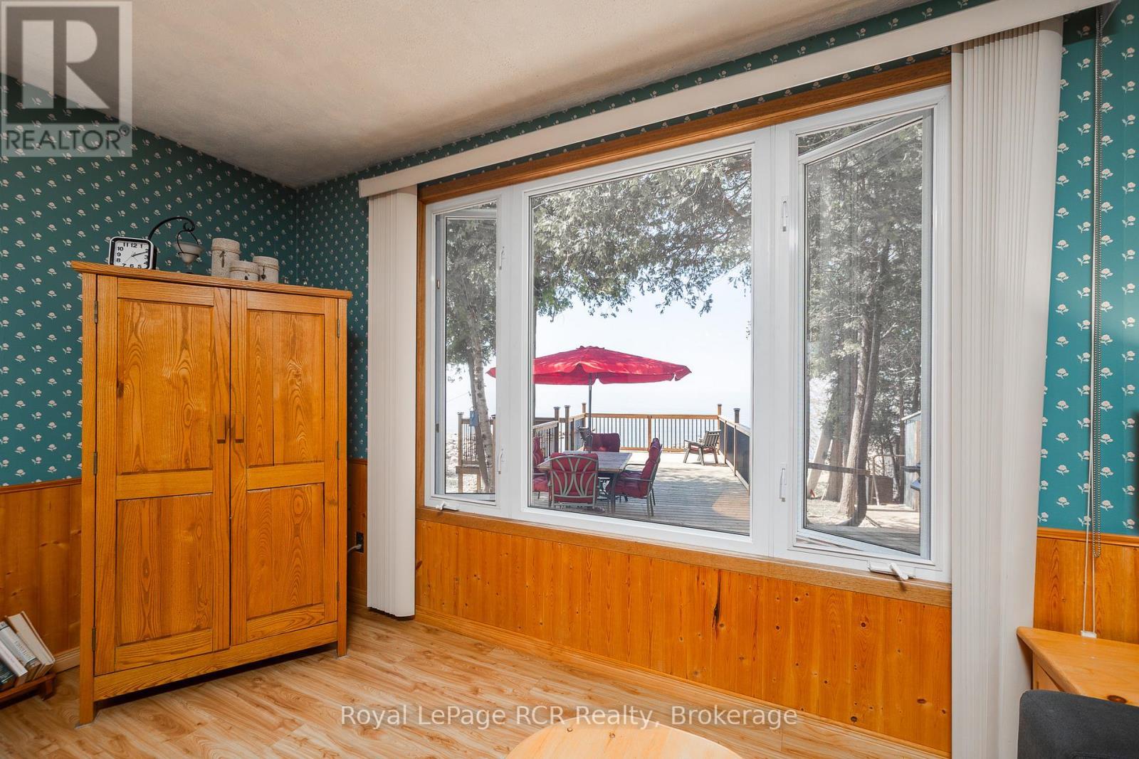 












917 BRUCE ROAD #13 ROAD

,
Native Leased Lands,




Ontario
N0H2L0


