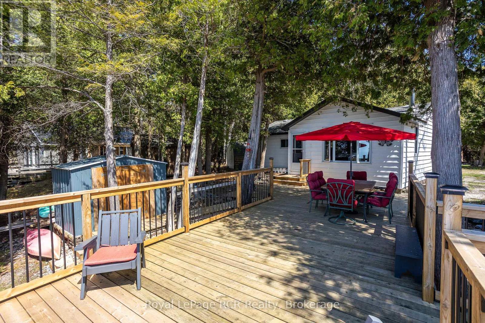 












917 BRUCE ROAD #13 ROAD

,
Native Leased Lands,




Ontario
N0H2L0

