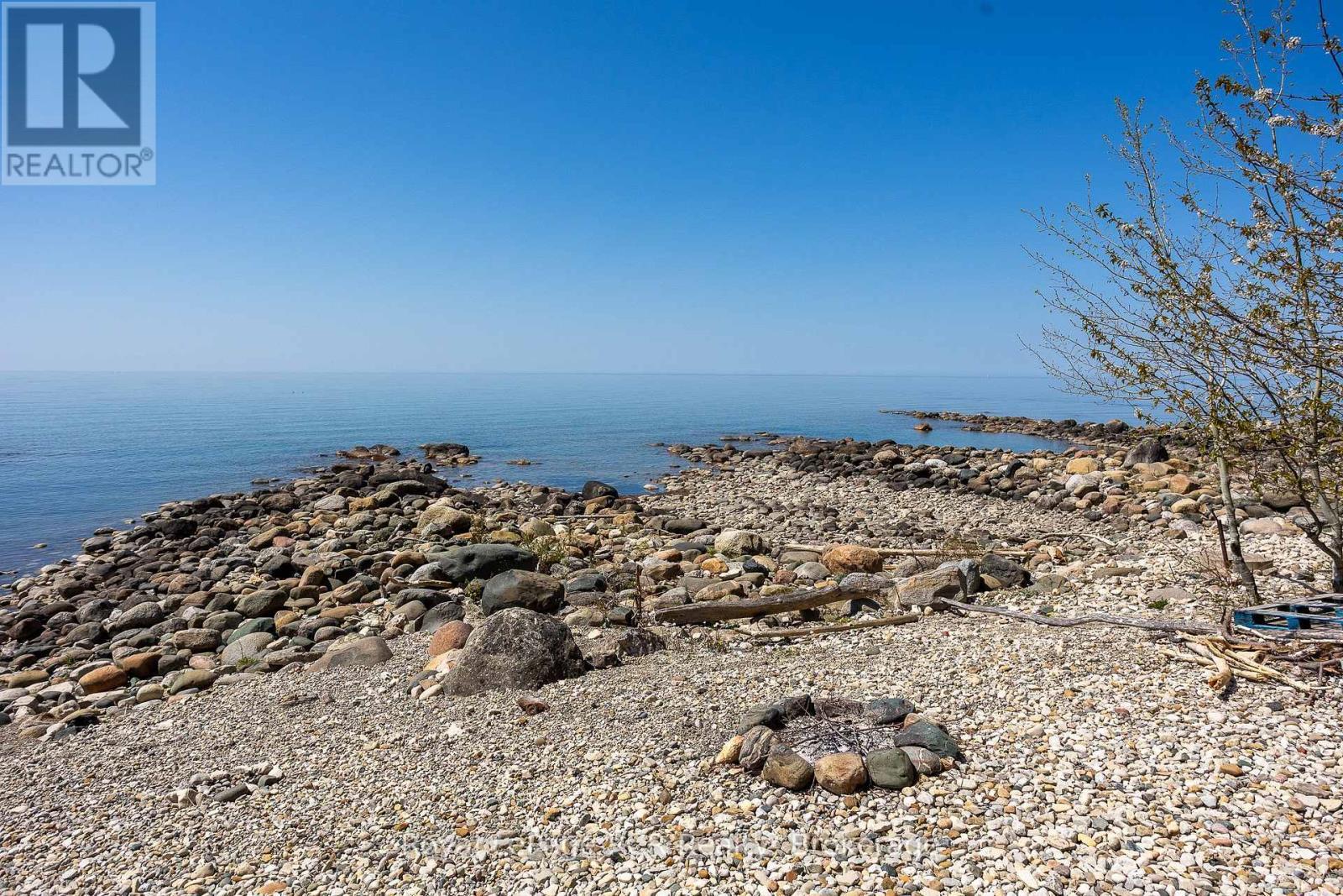 












917 BRUCE ROAD #13 ROAD

,
Native Leased Lands,




Ontario
N0H2L0

